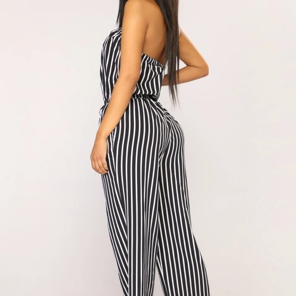 Culotte Jumpsuit - Picture 2 of 3